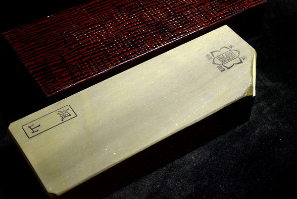 ●Japanese Natural Whetstone Shohonyama Kaedeyama Namito 30' Size 1161g Kyoto 8.15