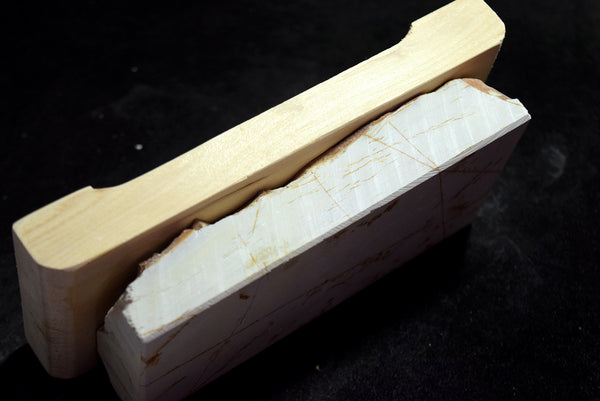 ●Japanese Natural Whetstone Ohira Shiro Suita w/ wooden base 832g from Kyoto 8.15