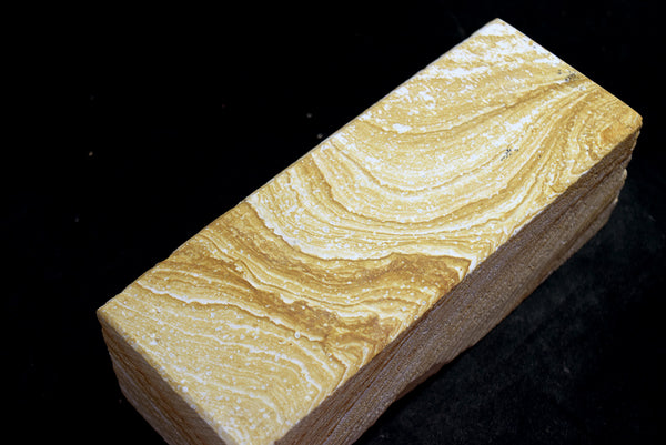 ●Japanese Natural Whetstone Natsuya-to Grit 1500 2499g from Iwate Pref. Japan 8.22