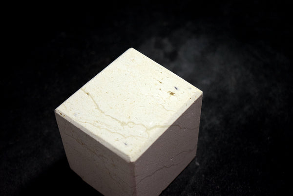 ●Japanese Natural Whetstone Vintage Binsui Nagura 458g - Grit 2000- from Kumamoto pref. Japan 8.22