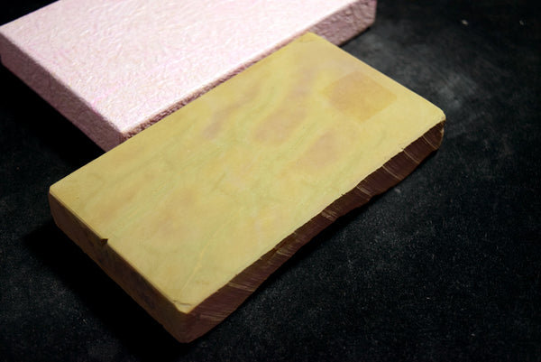 ●Japanese Natural Whetstone Maruka Nakayama Iromono 501g w/Maruka Stamp 8.29