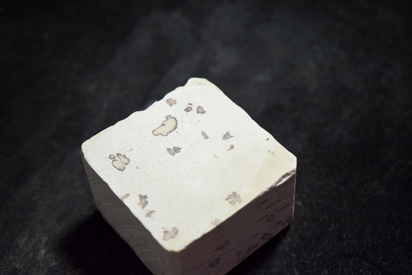 ●Japanese Natural Whetstone *Rare* Gujyo Nagura 144g Gifu Pref. 8.22
