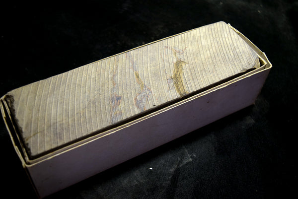 ●Japanese Natural Whetstone Vintage Asahi Tiger Mark Dense Aoto Lv.3.5+ 1722g 9.12