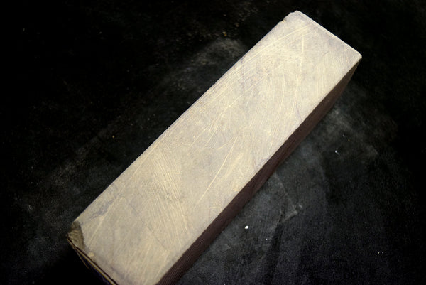 ●Japanese Natural Whetstone Vintage Asahi Tiger Mark Dense Aoto Lv.3.5+ 1722g 9.12