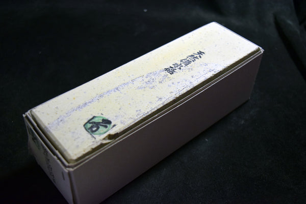 ●Japanese Natural Whetstone *Vintage* Binsui 2280g - Grit 2000 from Kumamoto pref. Japan 10.04
