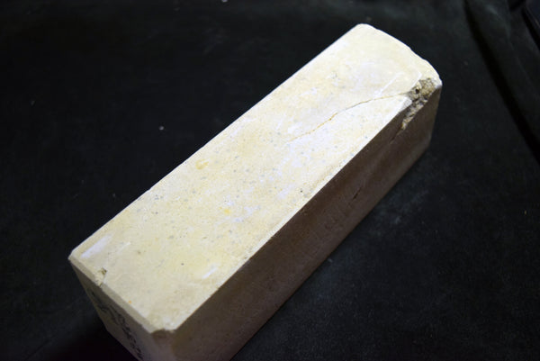 ●Japanese Natural Whetstone *Vintage* Binsui 2280g - Grit 2000 from Kumamoto pref. Japan 10.04