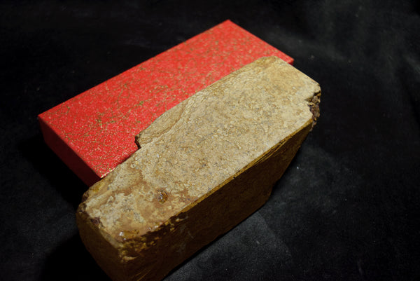 ●Japanese Natural Whetstone *Rare* Inakura 1984g from Wakayama Pref. Japan 9.19