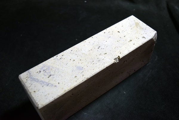 ●Japanese Natural Whetstone *Vintage* Binsui 2276g - Grit 2000 from Kumamoto pref. Japan 10.04