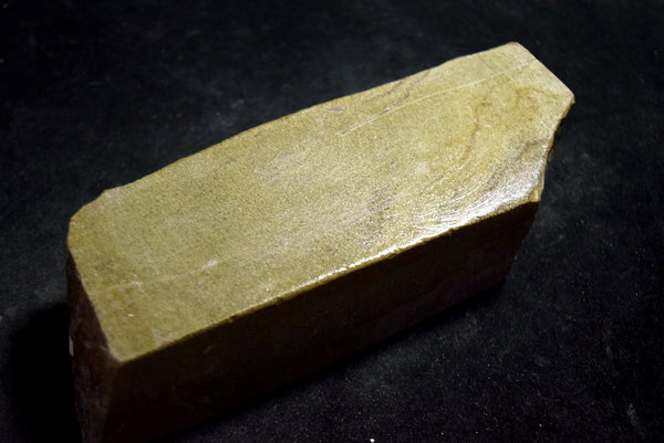 ●Japanese Natural Whetstone *Rare* Awashima 1604g from Wakayama Pref. Japan 9.19