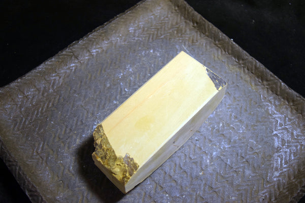 ●Japanese Natural Whetstone *Rare* Shohonyama Tsukinowa Akapin 610g from Kyoto 10.10