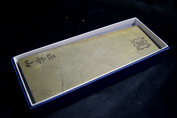 ●Japanese Natural Whetstone Shohonyama Hard Momijiyama Namito 828g Kyoto for razor 10.10