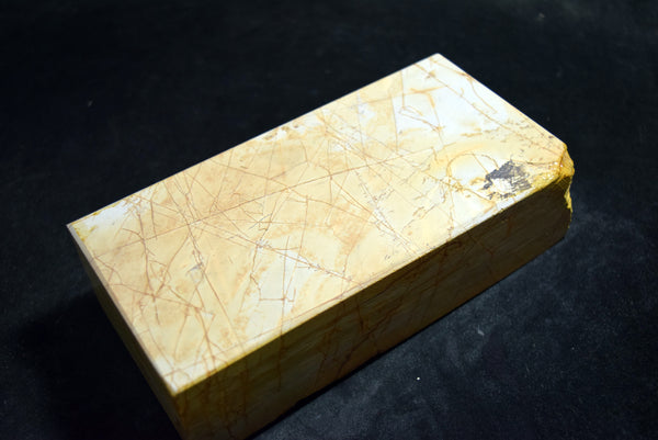 ●Japanese Natural Whetstone Shohonyama Ozaki Chunk Suita 2031g from Kyoto 10.24