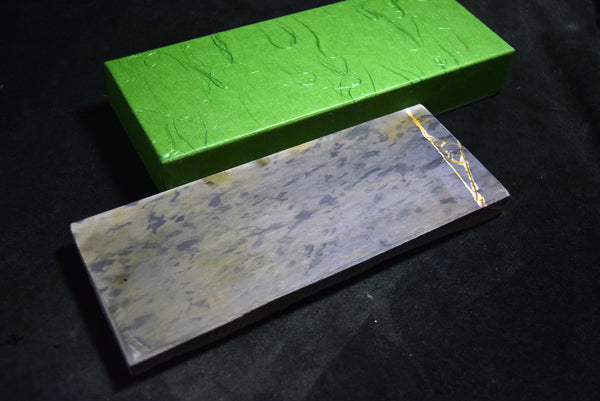 ●Japanese Natural Whetstone Shobudani Karasu 30' Size 554g from Kyoto 10.24