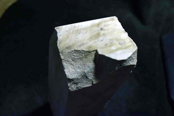 ●Japanese Natural Whetstone Igarashi - to Grit 2000+ 1600g from Niigata Pref. F/S 3.01