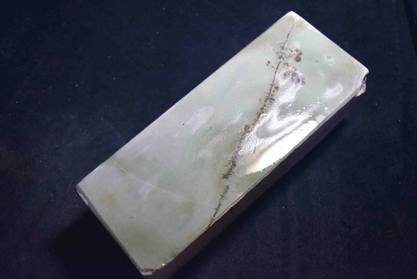 ●Japanese Natural Whetstone Igarashi - to Grit 2000+ 1600g from Niigata Pref. F/S 3.01