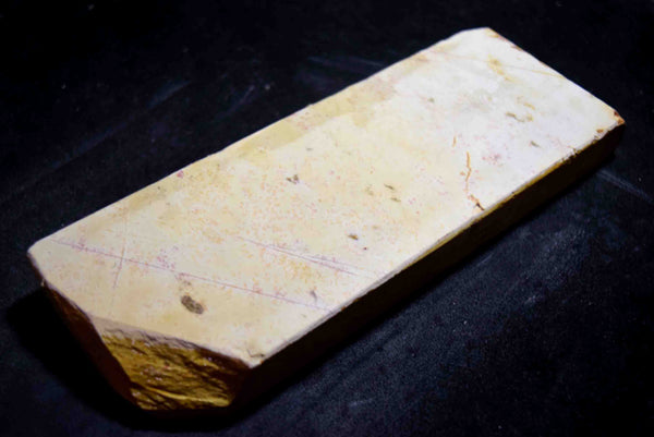 ●Japanese Natural Whetstone Shohonyama Atagoyama Suita *Renge* 737g Kyoto Japan 3.01