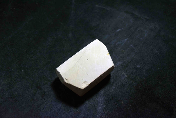 ●Japanese Natural Whetstone Original San-Ai distributed Vintage Asano Mejiro Jokyu Nagura  99g (1960s–70s), w/ original box” 3.23