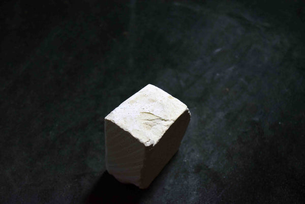 ●Japanese Natural Whetstone Original Vintage Tenjyo Nagura 104g (1960s–70s) 3.23