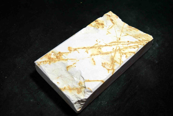 ●Japanese Natural Whetstone Hideriyama Shiro (White) Suita 516g from Kyoto *F/S 4.05