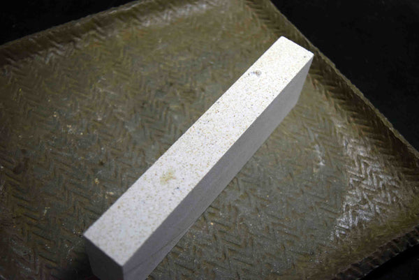 ●Japanese Natural Whetstone Shiro Amakusa 558g - Grit 2000 from Kumamoto F/S 3.09