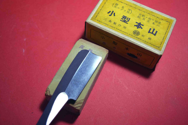 ●Japanese Iwasaki Kamisori Sanjo Seisakusho Swedish Steel Razor Icchogake 50mm + Vintage Nagura 3.28