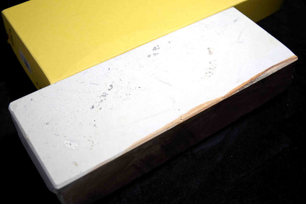 ●Japanese Natural Whetstone Mikawa Chu Nagura  1841g from Aichi Pref. Japan 4.26