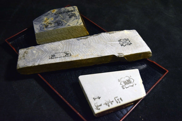 Japanese Natural Whetstone Palm Size Koppa 3 x Assort 1157g for razor *F/S TK127