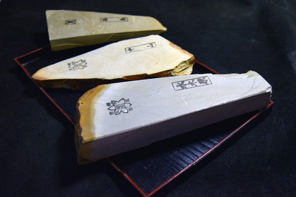 Japanese Natural Whetstone Palm Size Koppa 3 x Assort 1212g for razor *F/S TK130