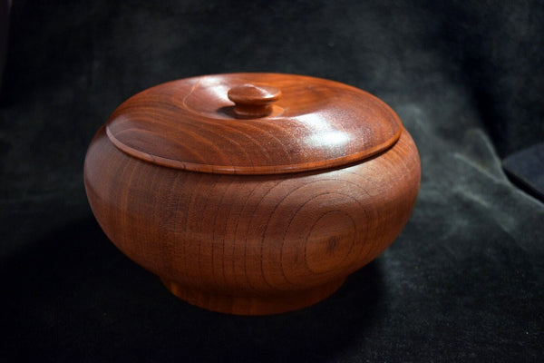 Japanese Horse Chestnut  Lidded Sweets Container Vtg. from Japan 083