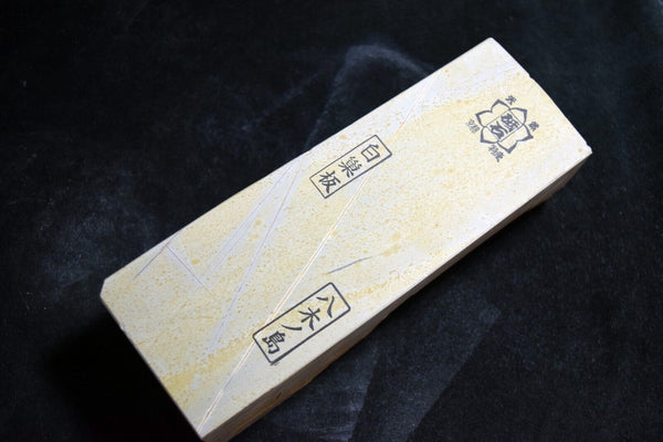 Japanese Natural Whetstone Yaginoshima Shiro Suita Chunk 2325g from Kyoto Japan